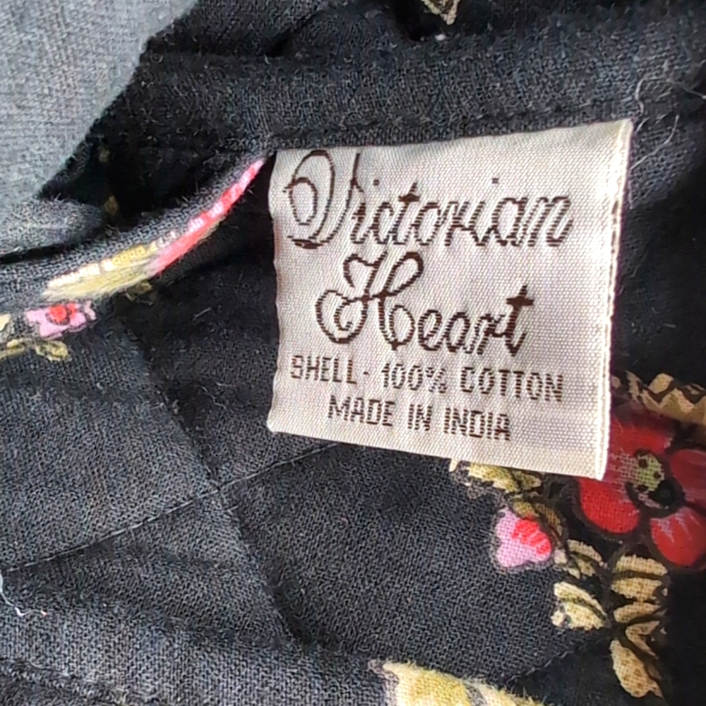 Victorian Heart Quilted Black and Floral Bag w/ Coin Purse and Snap in K… - Picture 5 of 8